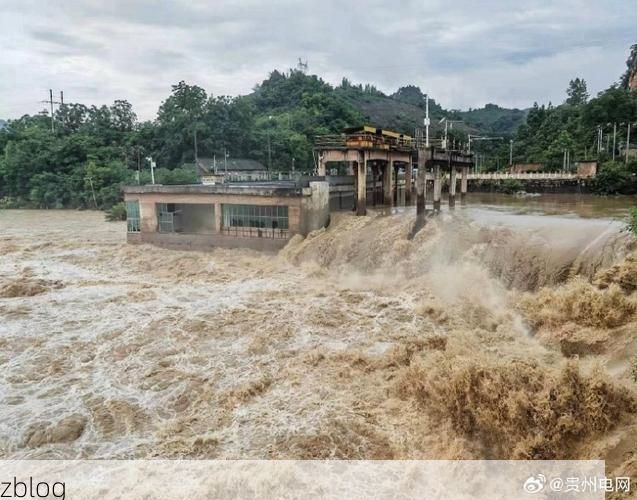 富阳疫情：山水屏障下的局部突破与防控挑战