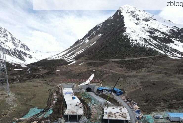 高原小城夏河：低海拔河谷的防疫破口与围堵