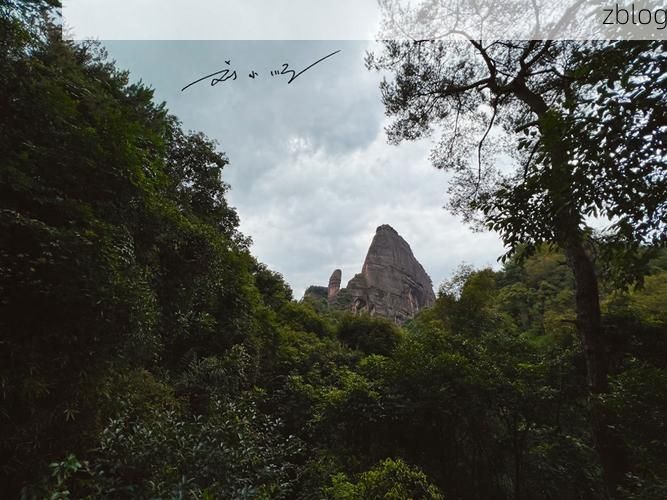 仁化县丹霞屏障下的疫情静默：地理优势如何构筑零感染防线？