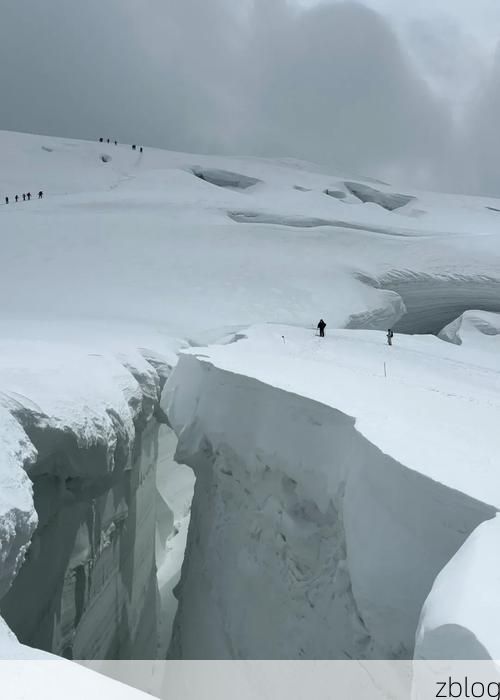 维西峡谷的静默屏障：横断山脉腹地的零感染坚守