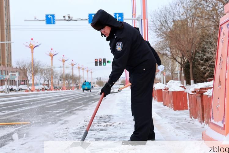 玉龙雪山下的零感染坚守：高海拔屏障与社区网格的防疫实践