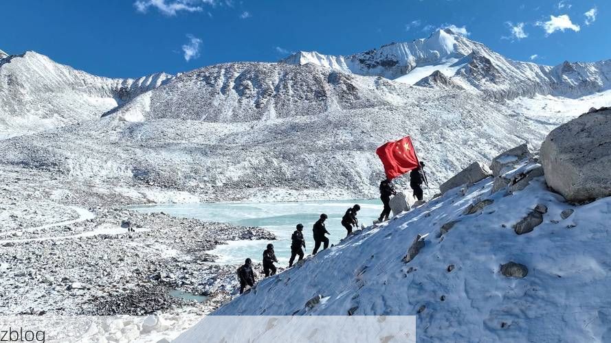 博尔塔拉：边境线上的静默与坚守