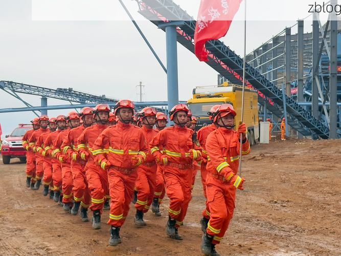 凉都屏障与病毒赛跑：六盘水高海拔山地的防疫阻击战